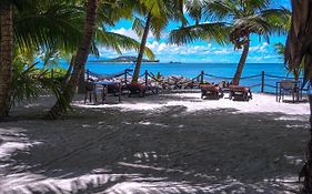 Anse Kerlan Beach Chalets